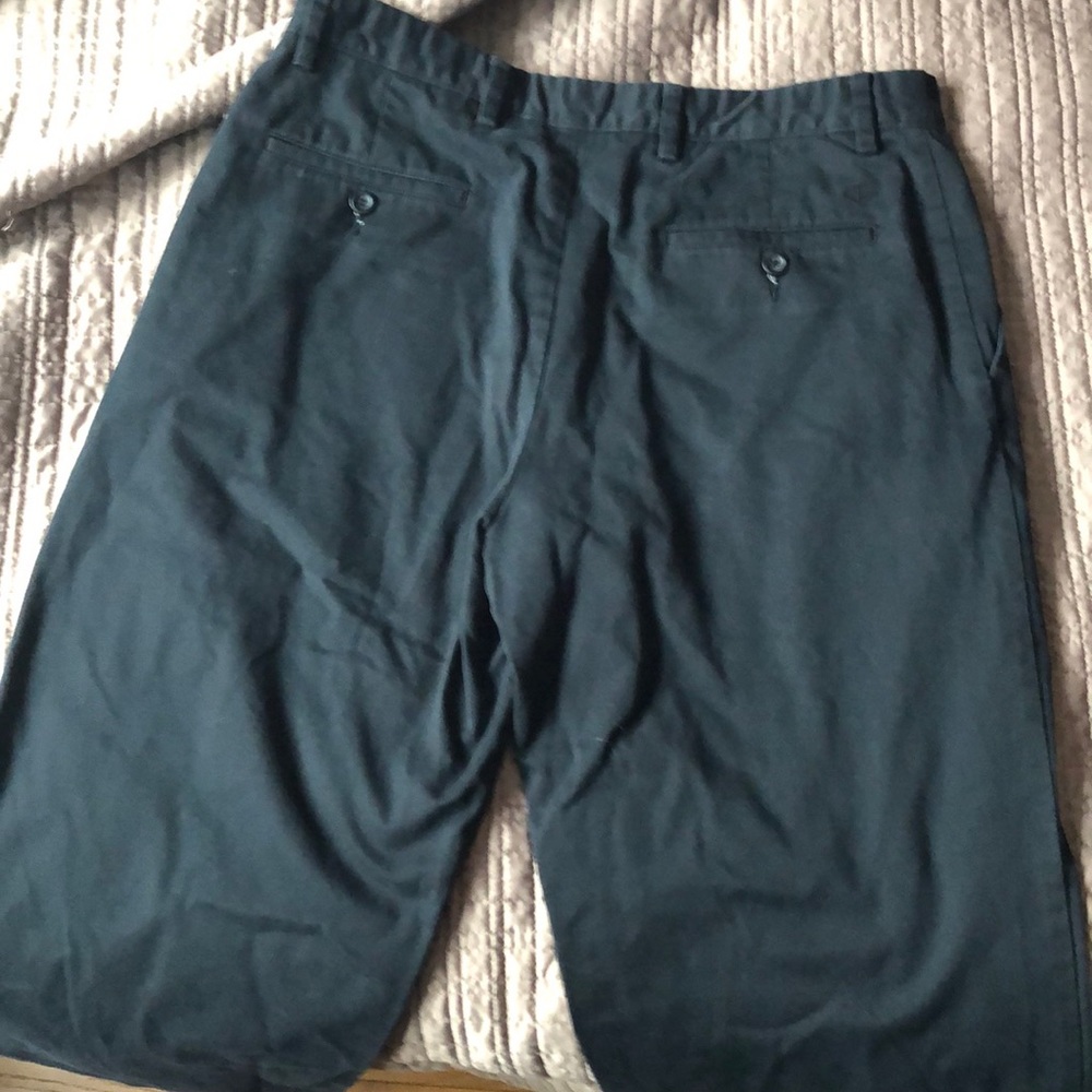 Dockers 100% Cotton Black Khakis/Pants Flat Front - Picture 2 of 9
